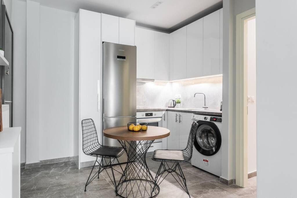 Sublime 1br In Koukaki By Upstreet Athen