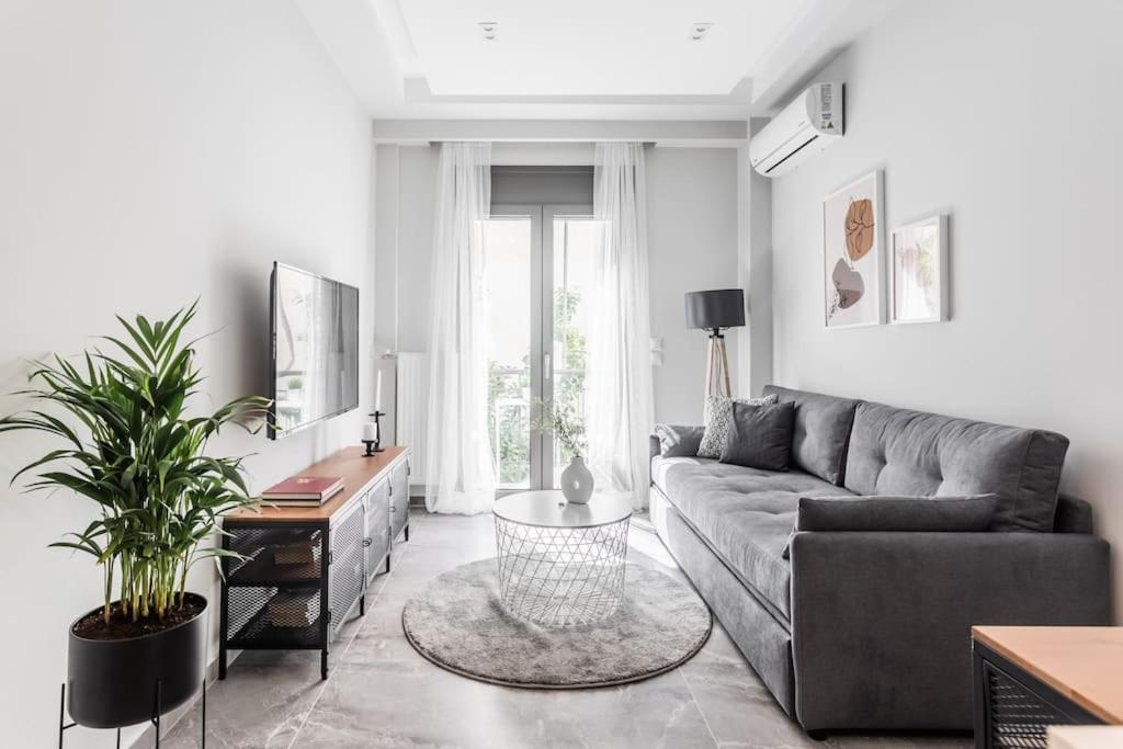 Sublime 1br In Koukaki By Upstreet